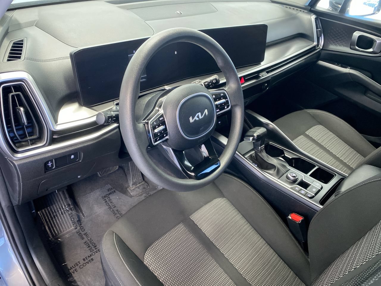 Certified 2024 Kia Sorento LX FWD image 20