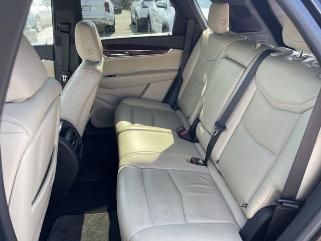 Used 2018 Cadillac XT5 Luxury w/ Driver Awareness Package FWD image 22