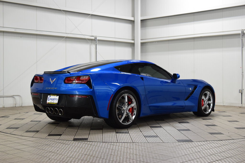 Used 2015 Chevrolet Corvette Stingray Coupe w/ 2LT Preferred Equipment Group RWD image 8