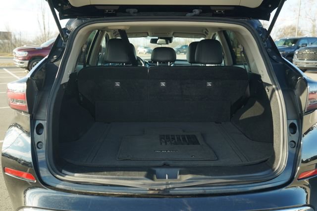 Used 2023 Nissan Murano SV image 17