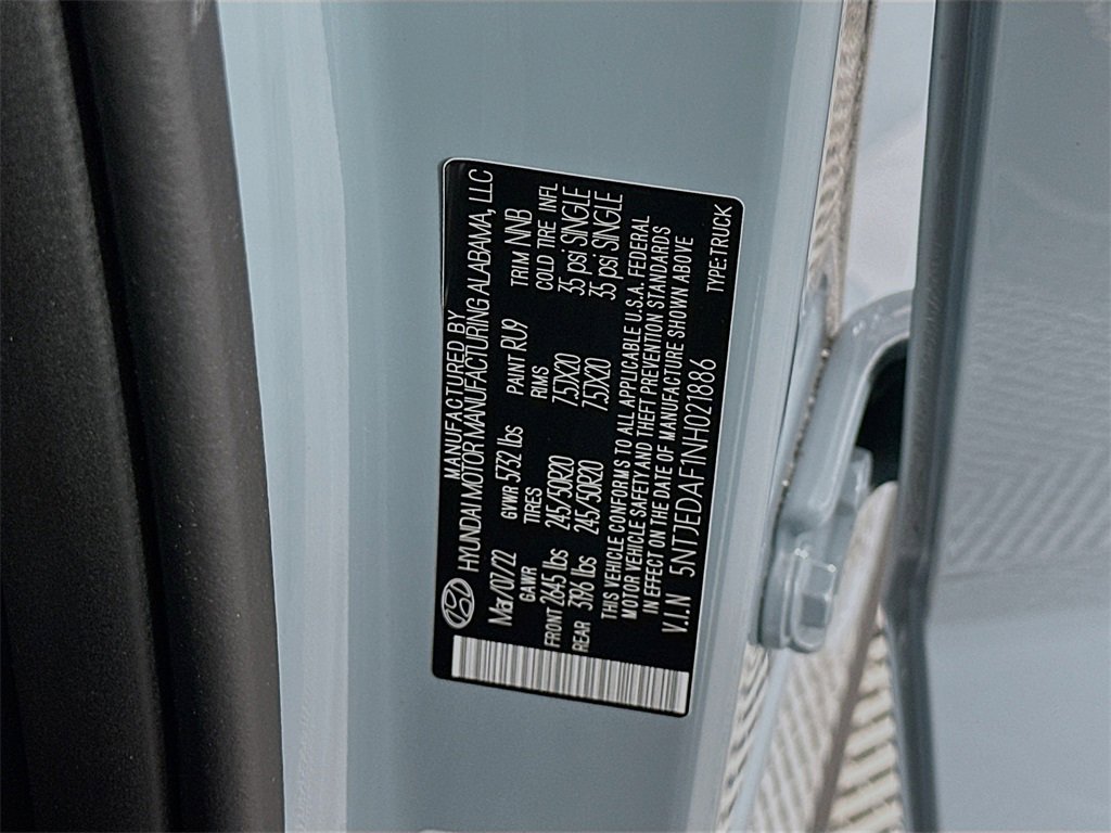 Used 2022 Hyundai Santa Cruz Limited w/ Winter Package image 32