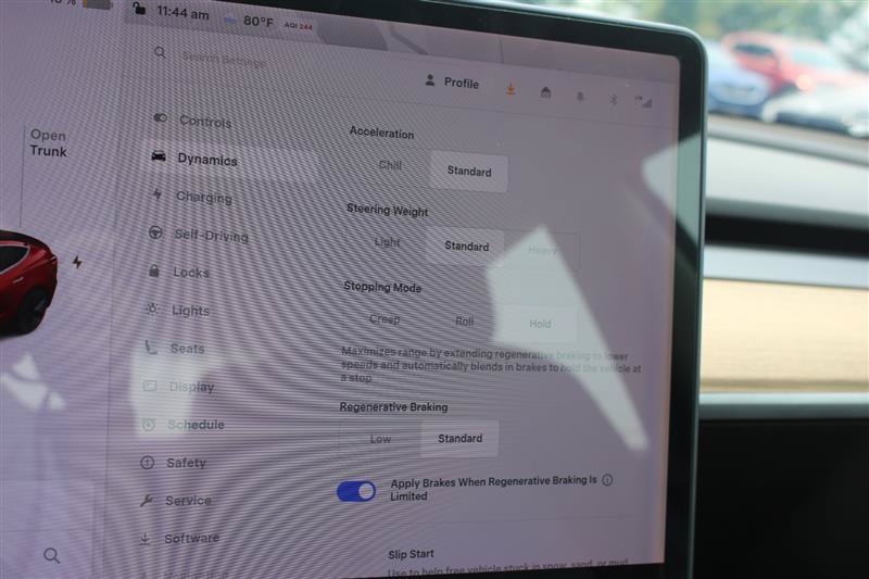 Used 2018 Tesla Model 3 Long Range RWD image 14