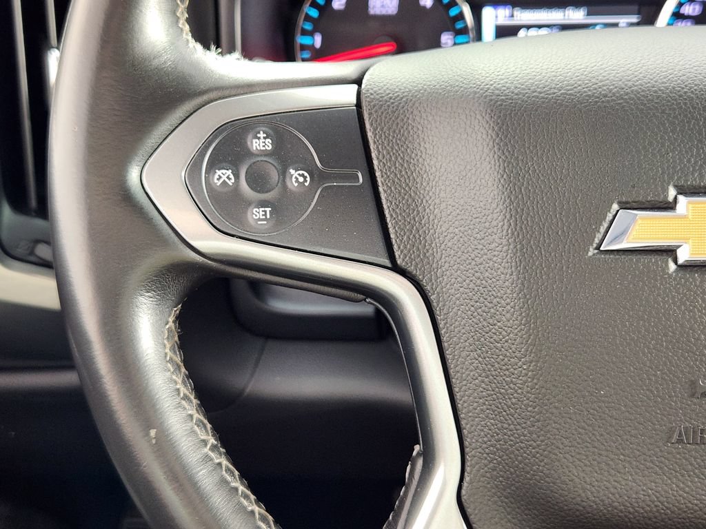 Used 2015 Chevrolet Silverado 1500 LT w/ LT Convenience Package AWD/4WD image 18
