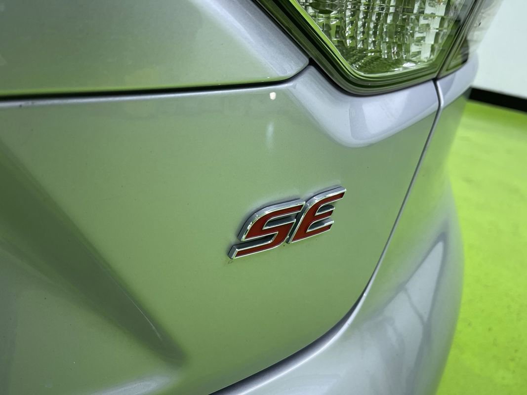 Used 2021 Toyota Corolla SE image 14