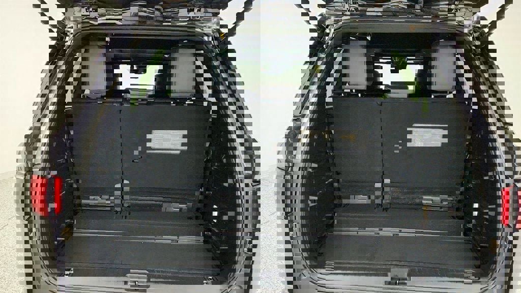 Used 2024 Toyota Sequoia Platinum image 22