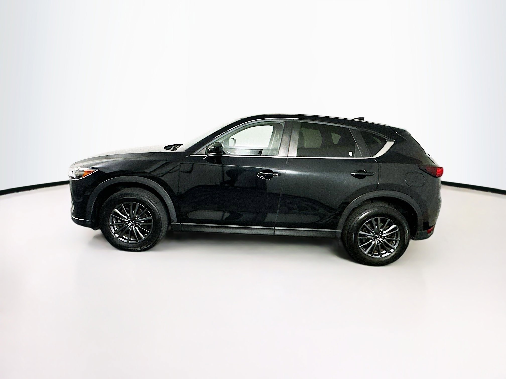 Used 2020 MAZDA CX-5 Touring image 4