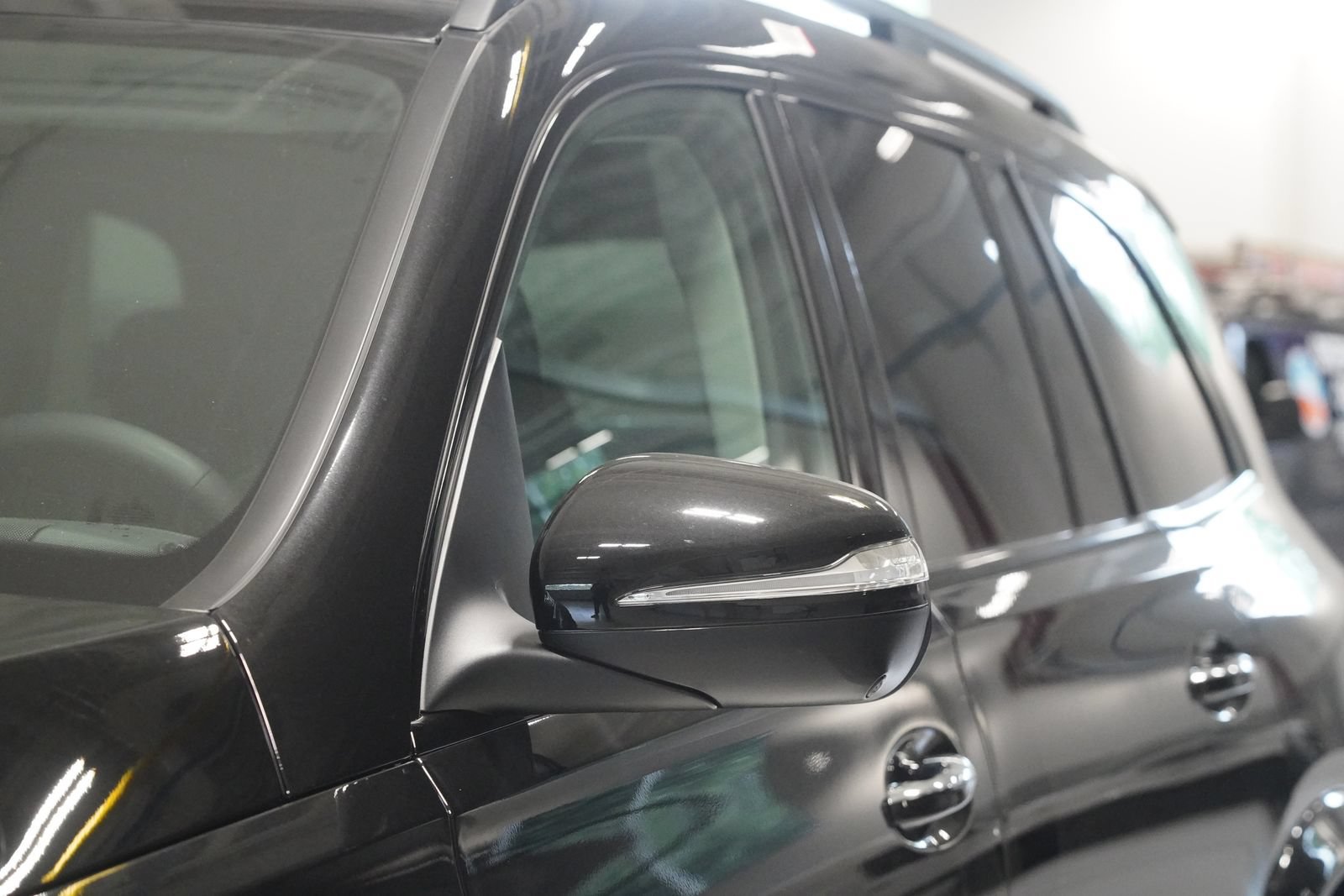 New 2026 Mercedes-Benz GLS 450 4MATIC image 9