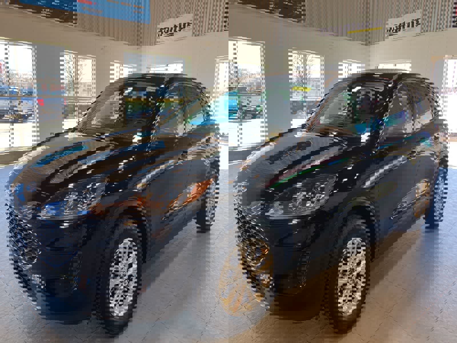 Used 2022 Ford Escape SE w/ Convenience Package