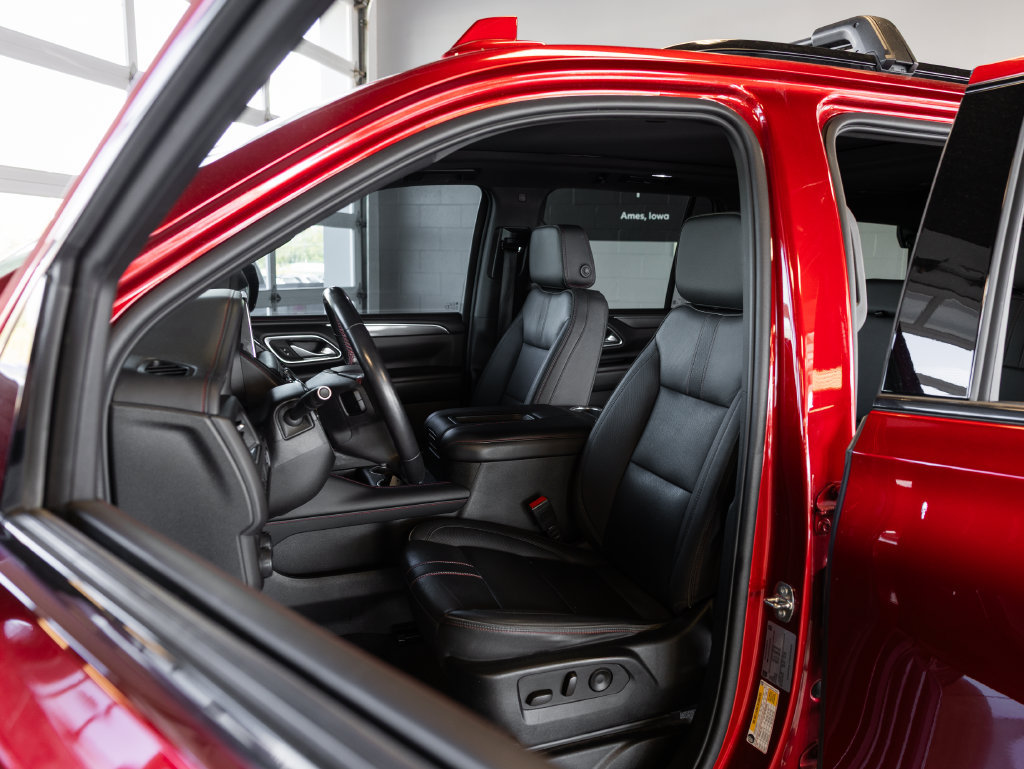 Used 2023 Chevrolet Tahoe RST AWD/4WD image 10