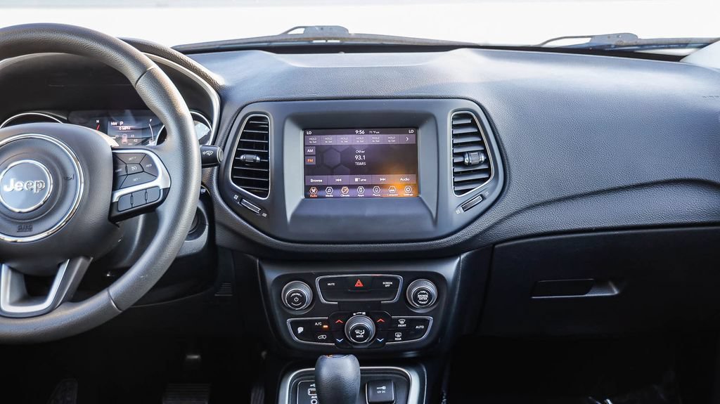 Used 2021 Jeep Compass Sport FWD image 16