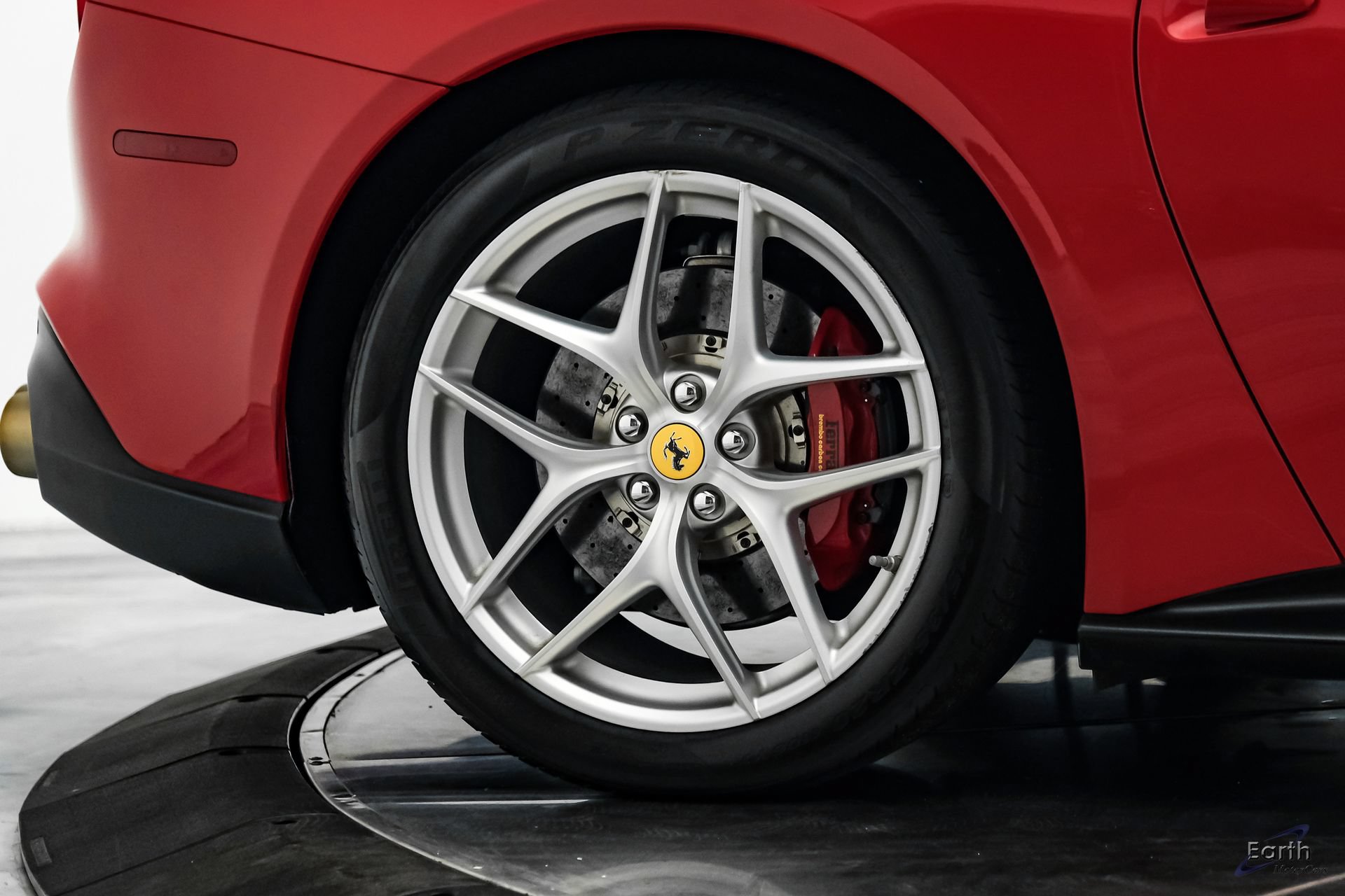 Used 2017 Ferrari F12 Berlinetta RWD image 61