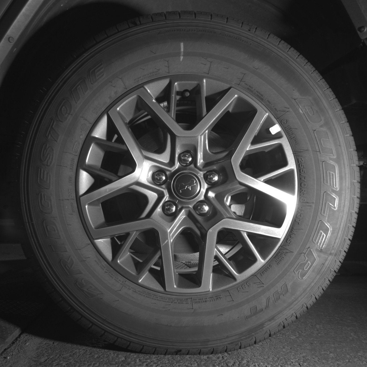 Used 2025 Jeep Wrangler Sahara AWD/4WD image 14