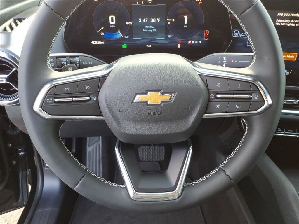 New 2026 Chevrolet Equinox EV LT image 15