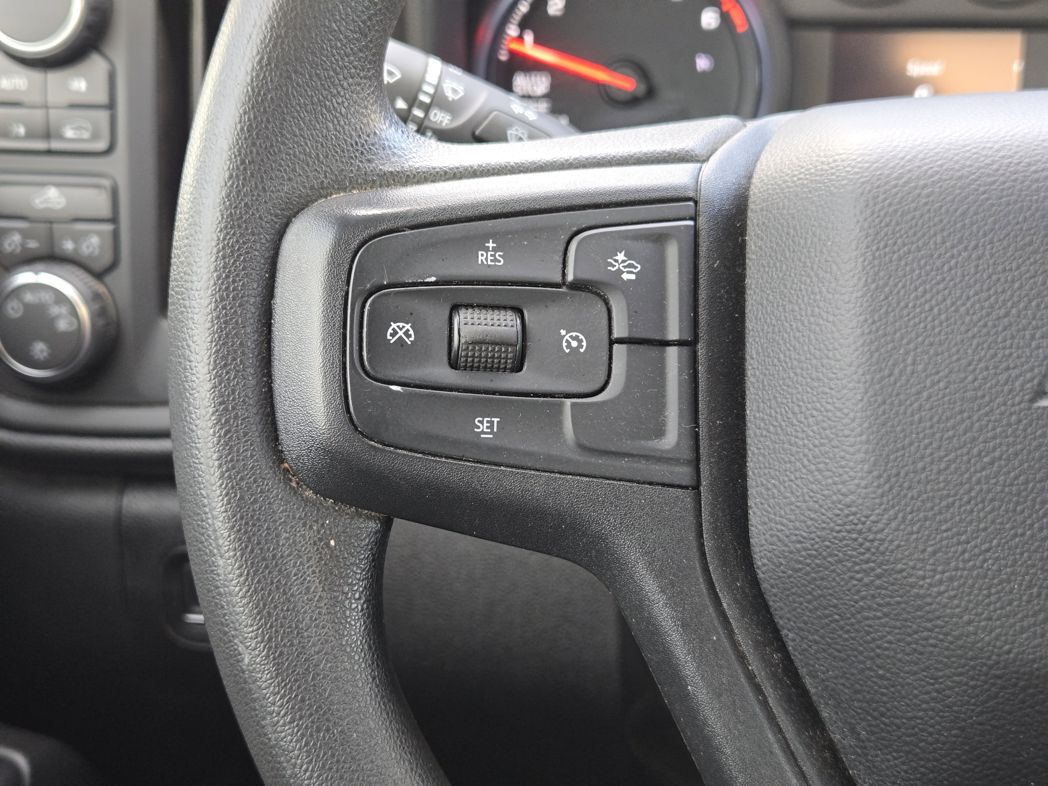 Used 2023 Chevrolet Silverado 1500 W/T w/ WT Value Package image 31