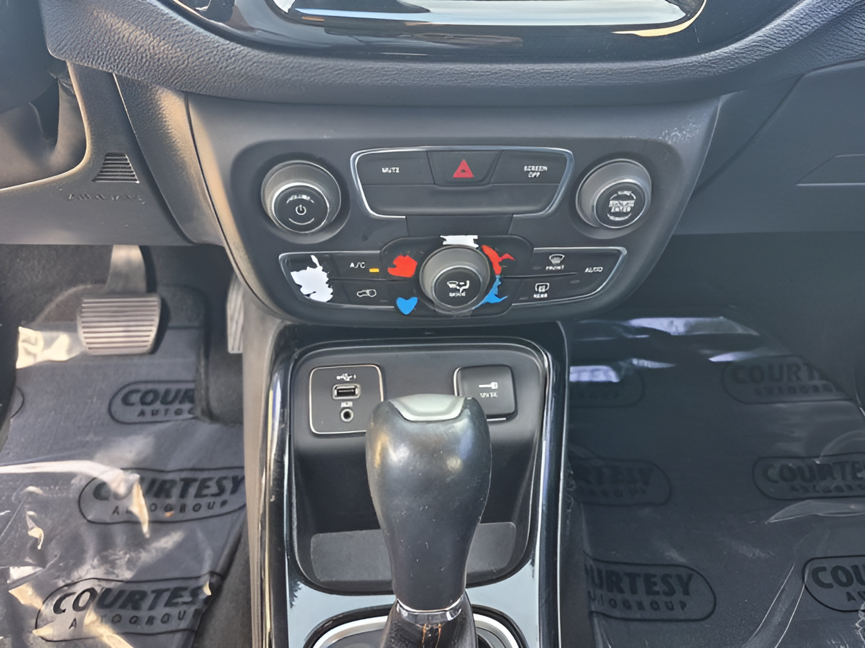 Used 2020 Jeep Compass Limited FWD image 26