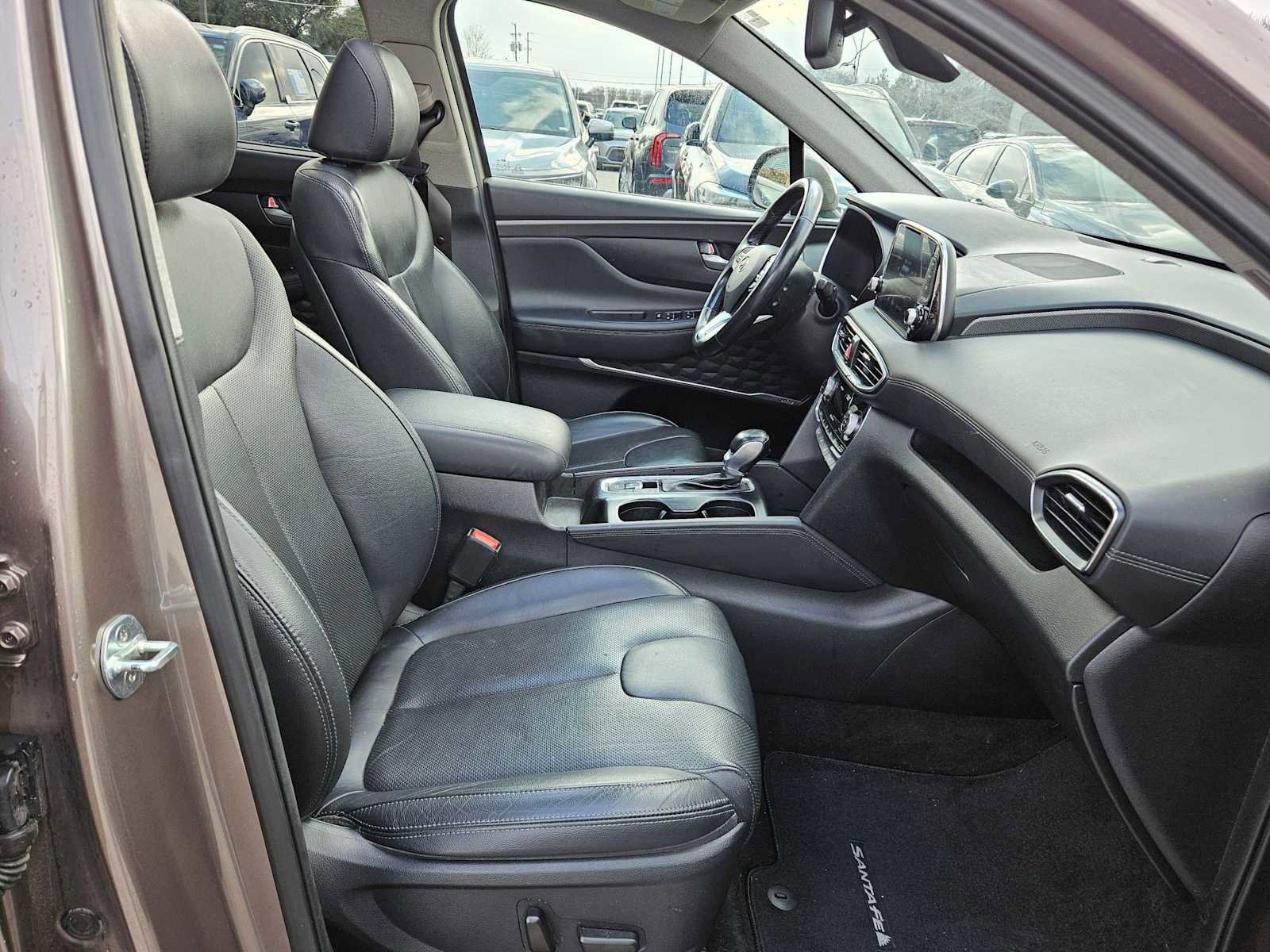 Used 2020 Hyundai Santa Fe Limited image 21