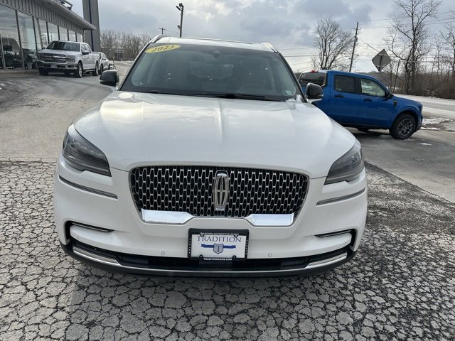 Used 2023 Lincoln Aviator AWD w/ Premium Package image 7
