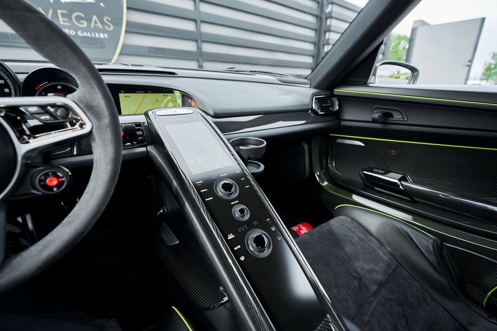 Used 2015 Porsche 918 Spyder image 78