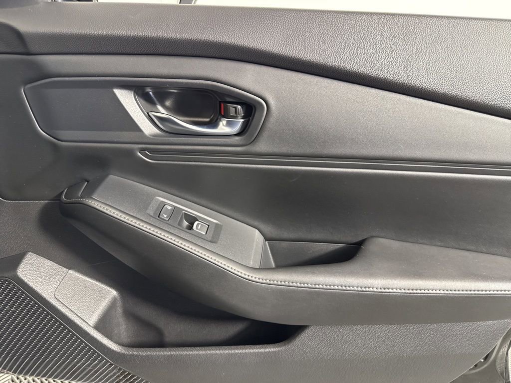 Used 2023 Honda Accord Sport image 23