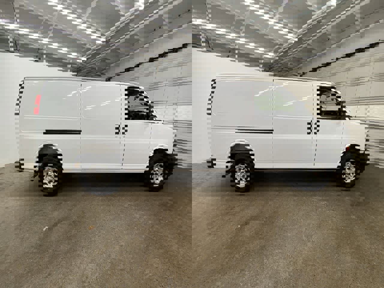 Used 2025 Chevrolet Express 2500 Extended w/ Driver Convenience Package image 7