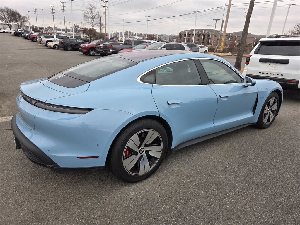 Used 2020 Porsche Taycan 4S image 8