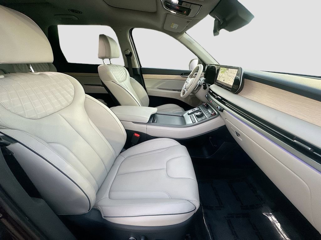 Used 2024 Hyundai Palisade Limited image 31