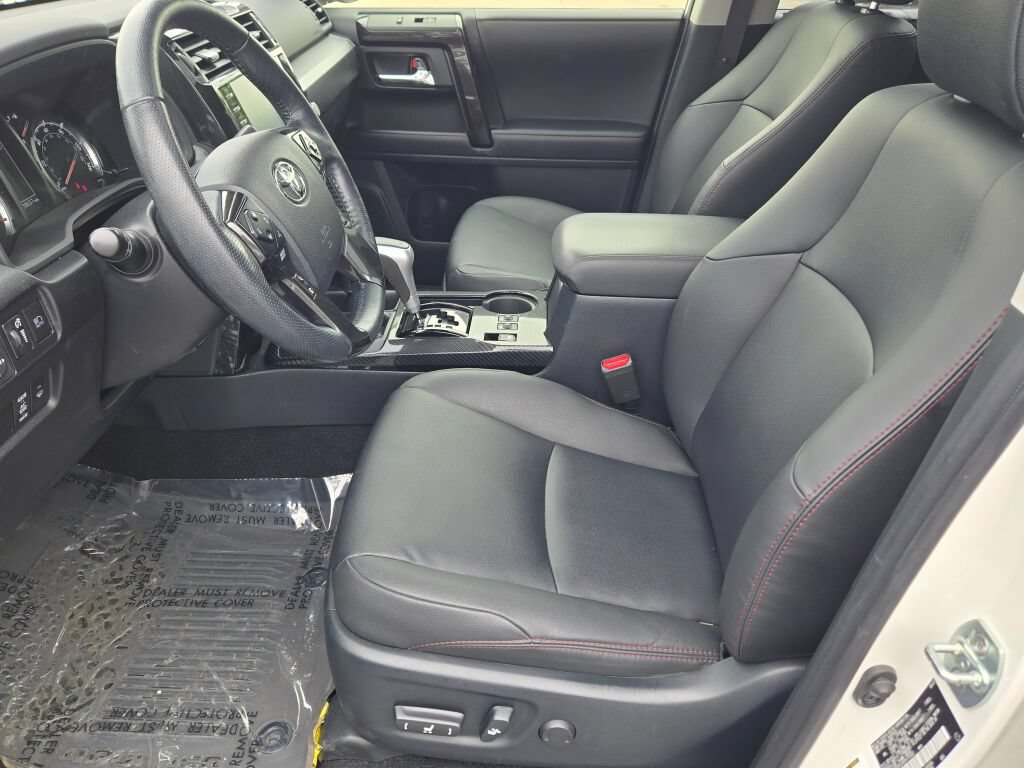 Used 2023 Toyota 4Runner TRD Off-Road Premium w/ Moonroof Package AWD/4WD image 24