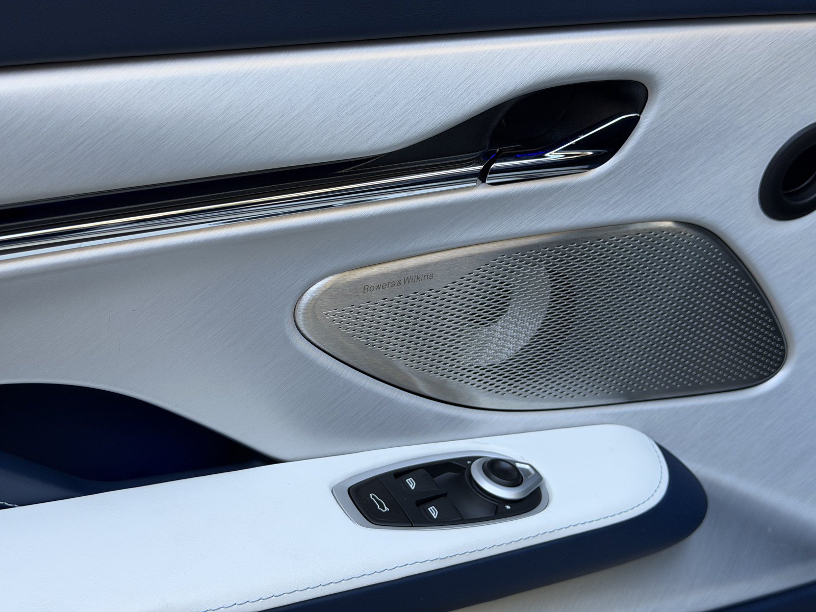 New 2026 Aston Martin DB12 Convertible RWD image 23