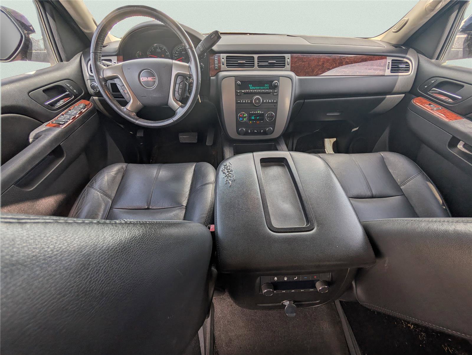 Used 2013 GMC Yukon SLT image 23