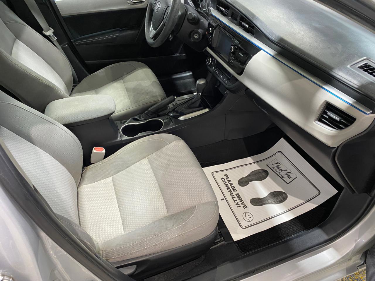 Used 2015 Toyota Corolla LE image 20