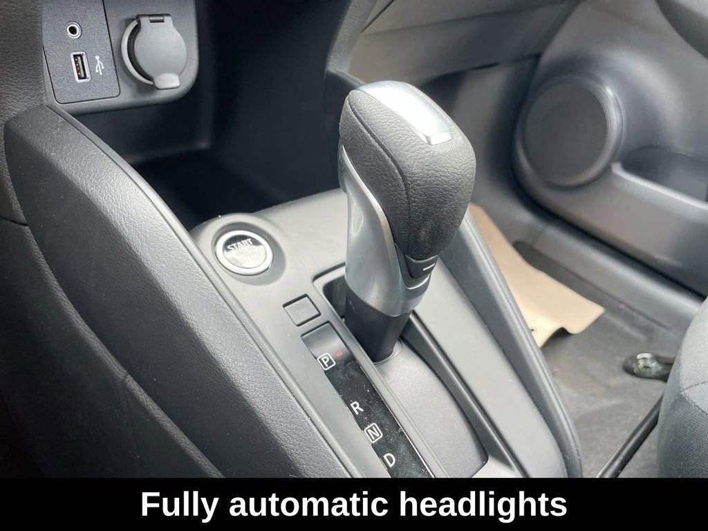 Used 2025 Nissan Kicks Play S image 32