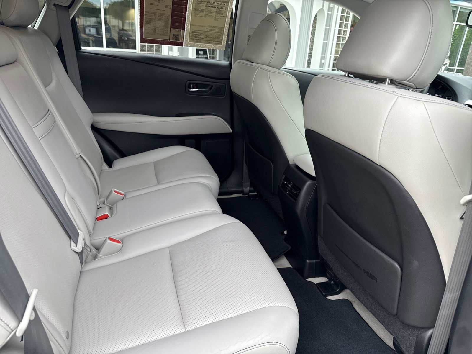 Used 2015 Lexus RX 450h FWD image 33