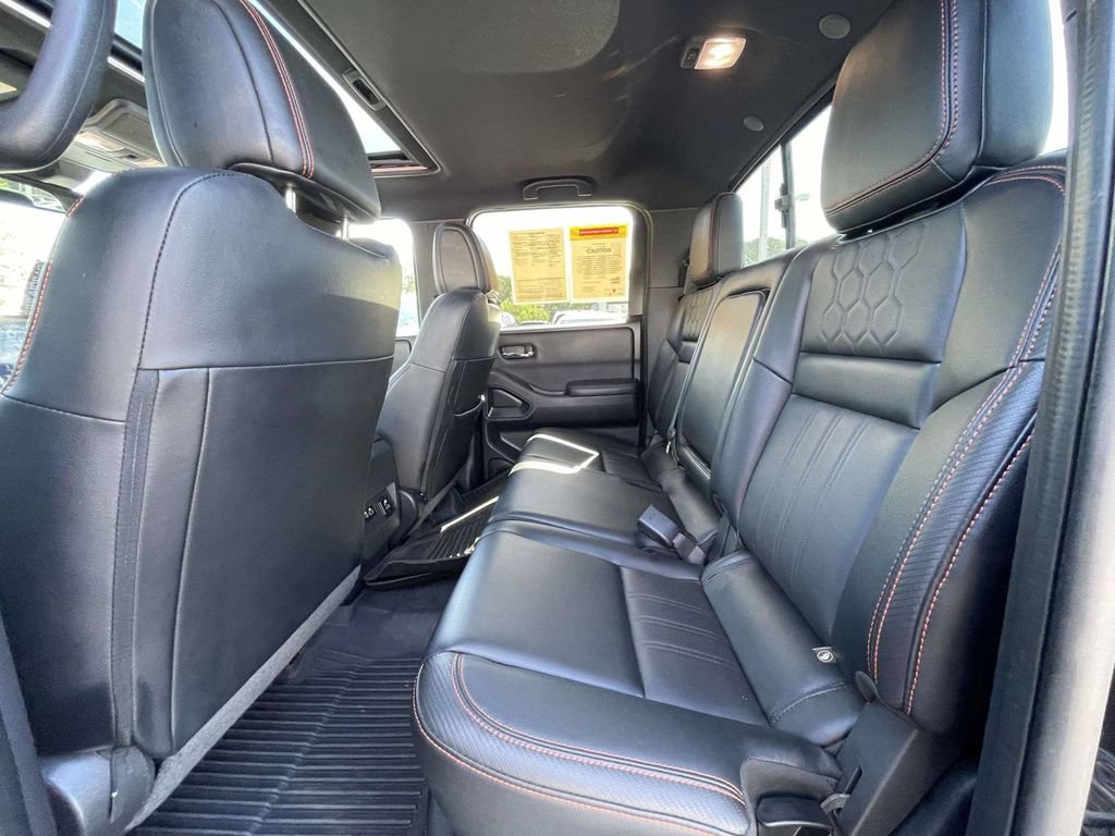 Used 2023 Nissan Frontier PRO-4X w/ Pro-4X Premium Package AWD/4WD image 10