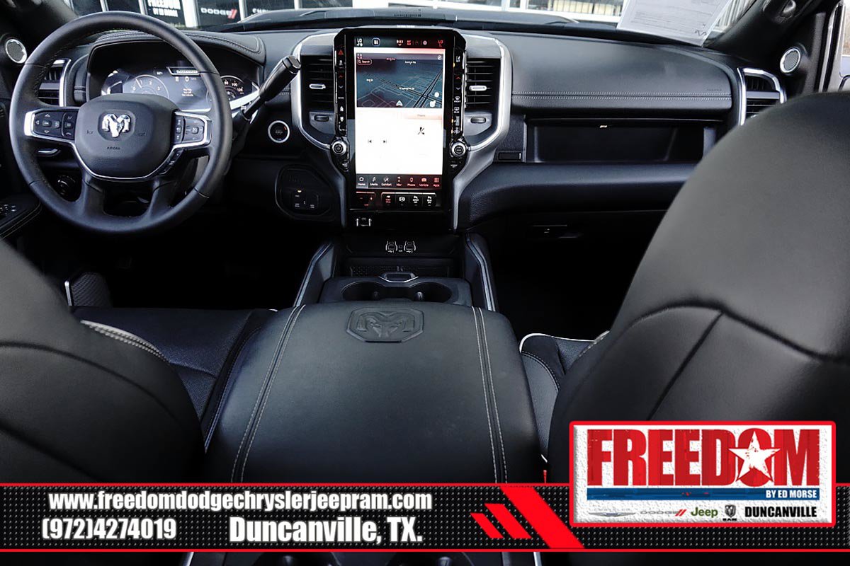 Used 2025 RAM 3500 Laramie AWD/4WD image 11
