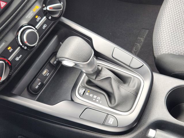 Certified 2025 Kia Soul LX FWD image 21