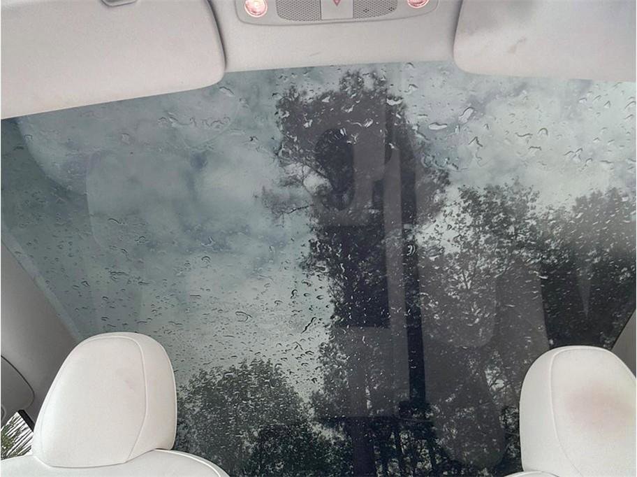 Used 2022 Tesla Model Y Performance image 22