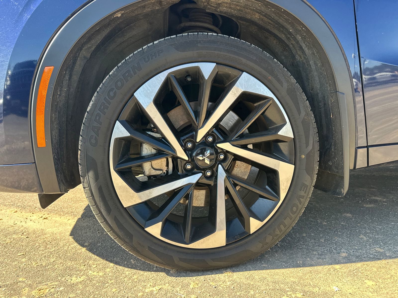 Used 2022 Mitsubishi Outlander SEL image 11