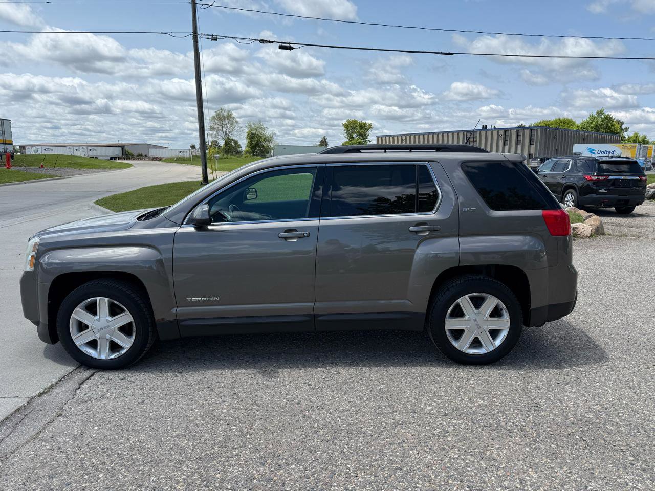 Used 2011 GMC Terrain SLT image 14