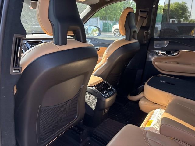 Used 2022 Volvo XC90 T6 Inscription AWD/4WD image 11