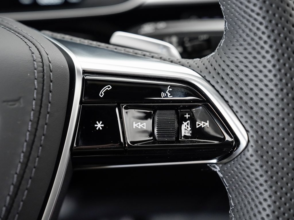 New 2025 Audi S8 image 13