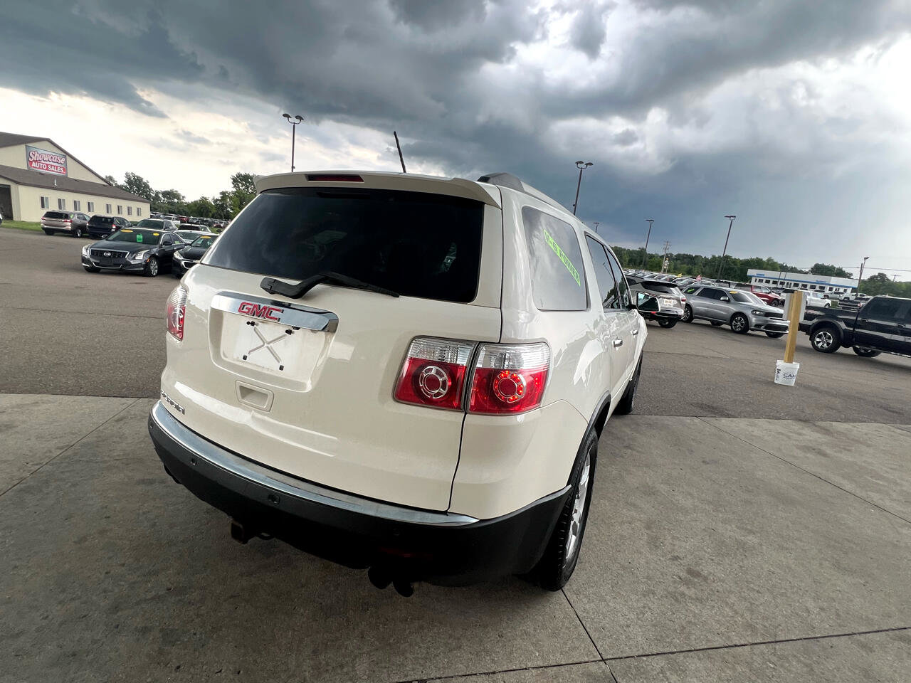 Used 2011 GMC Acadia SLE image 5