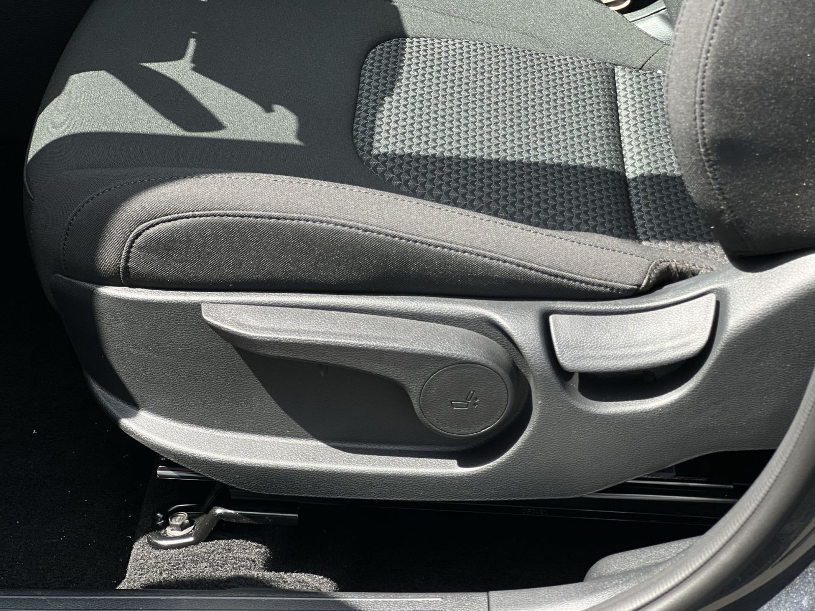 New 2027 Kia Sportage LX FWD image 19
