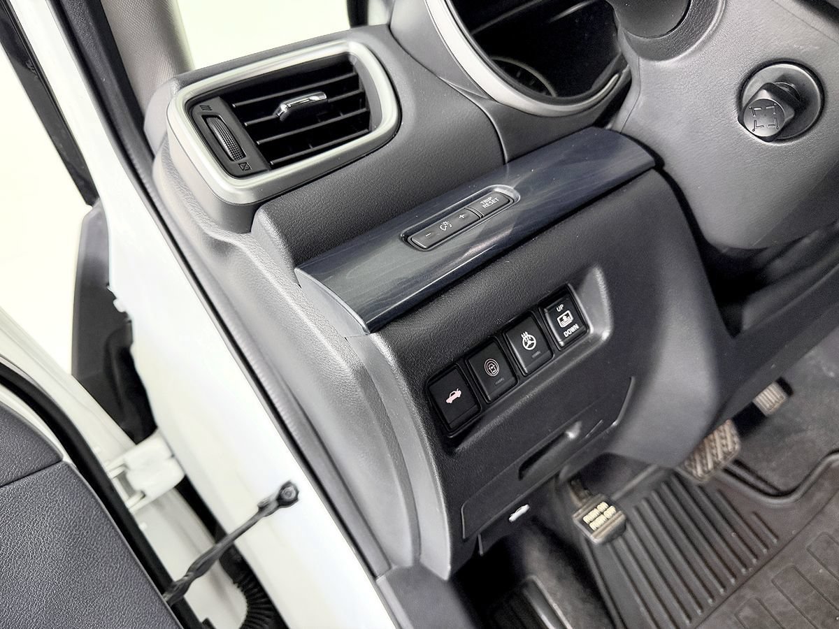 Used 2020 Nissan Maxima Platinum FWD image 34