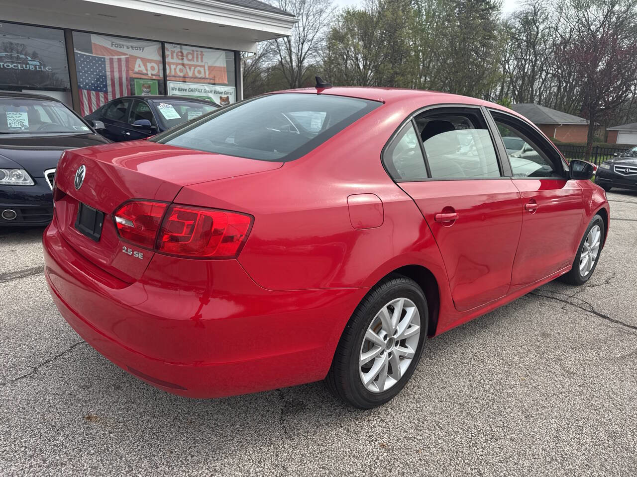 Used 2011 Volkswagen Jetta SE FWD image 27