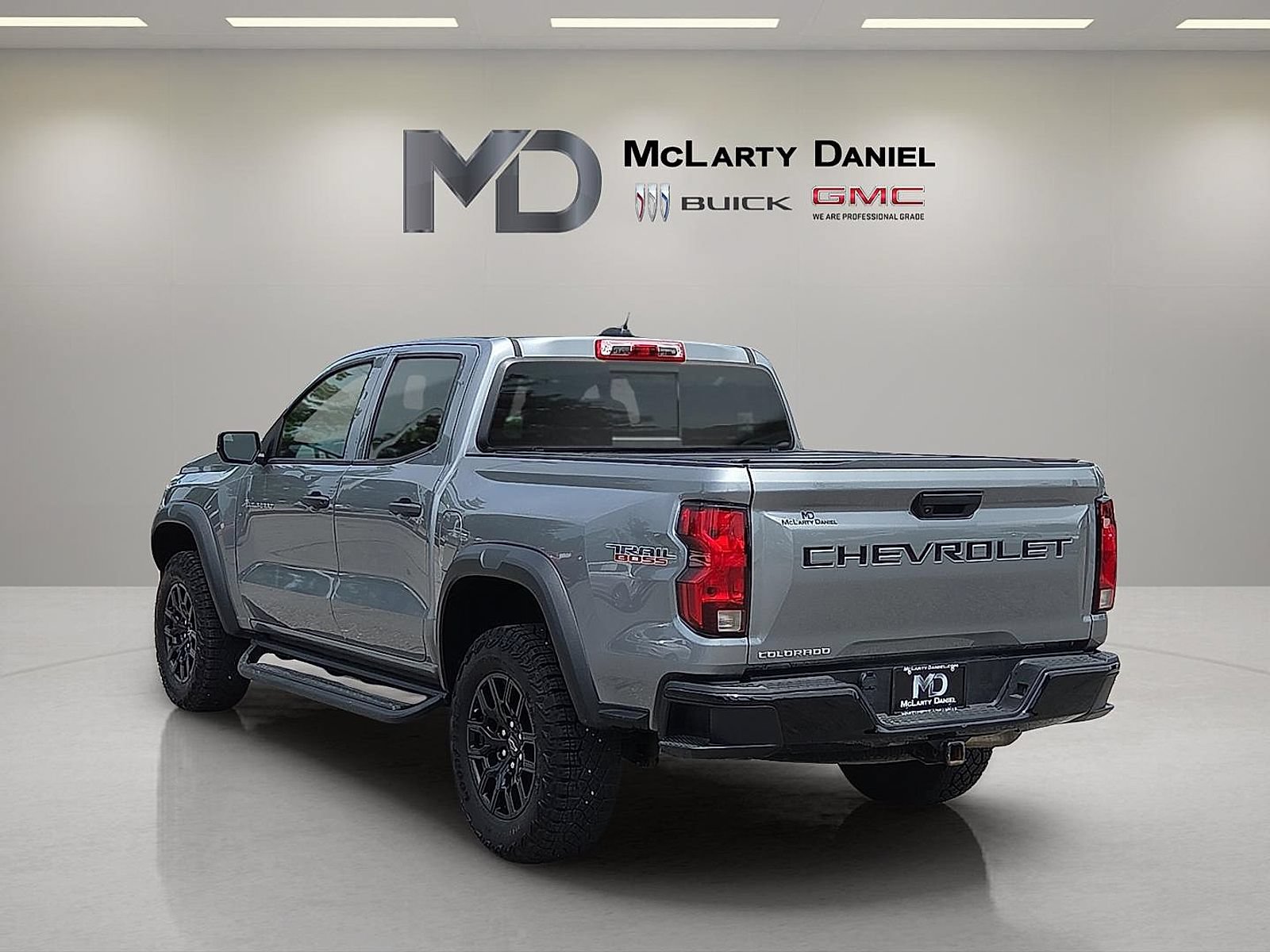 Certified 2024 Chevrolet Colorado Trail Boss w/ Advanced Trailering Package AWD/4WD image 13