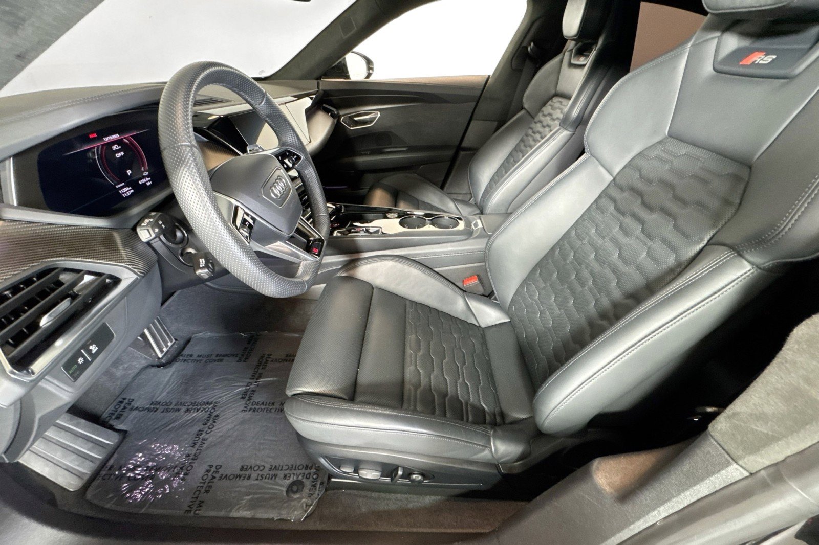 Used 2024 Audi RS e-tron GT w/ Carbon Performance Package image 19