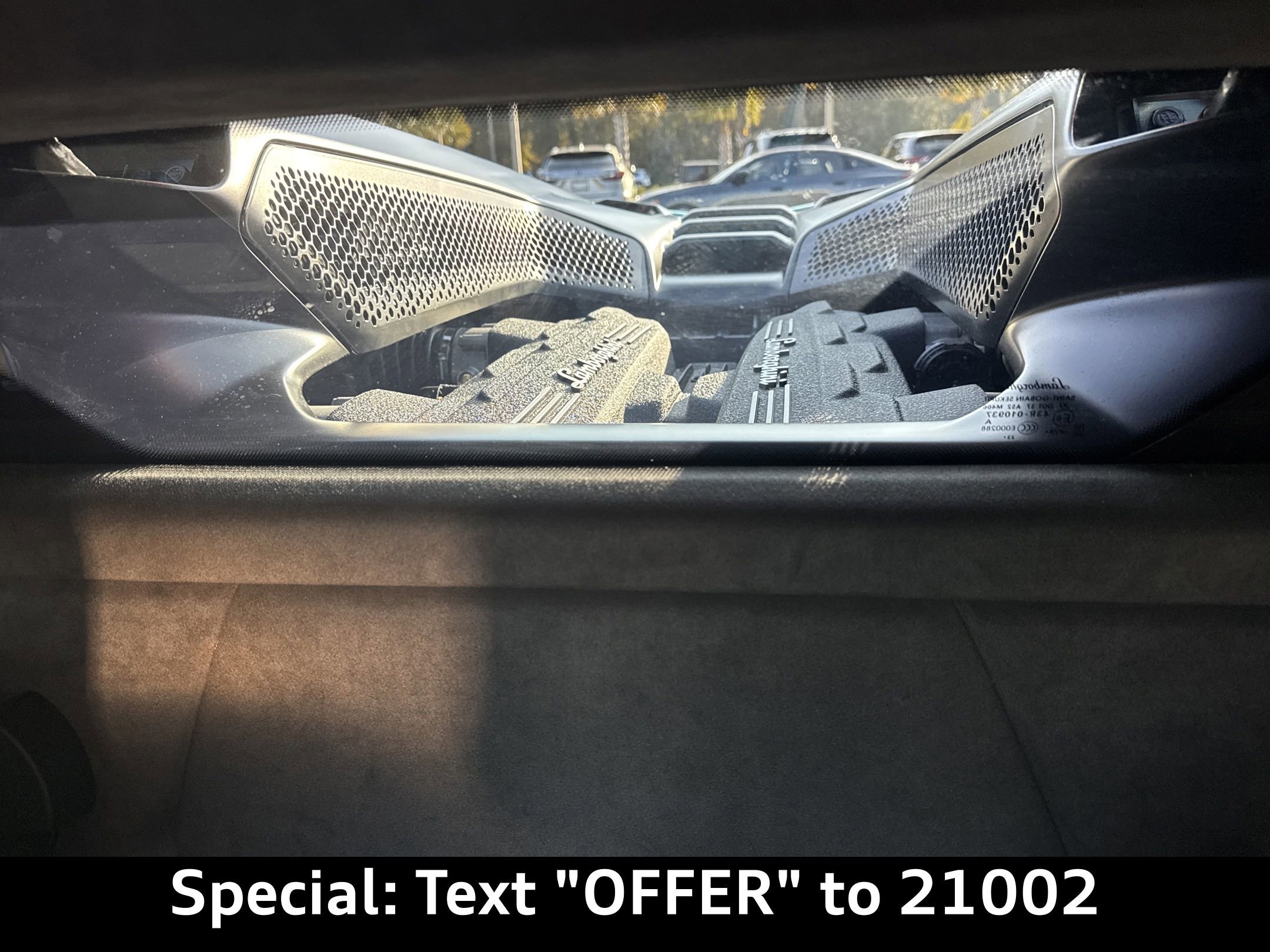 Used 2024 Lamborghini Revuelto image 31