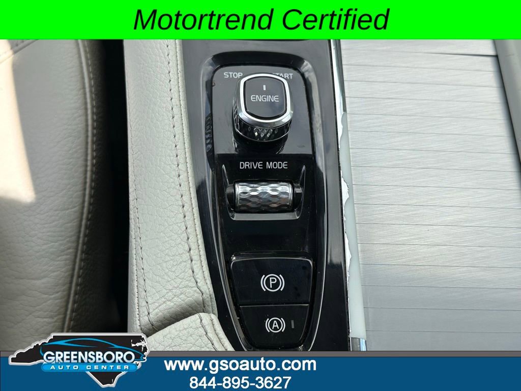 Used 2017 Volvo XC90 T6 Momentum w/ Vision Package AWD/4WD image 35