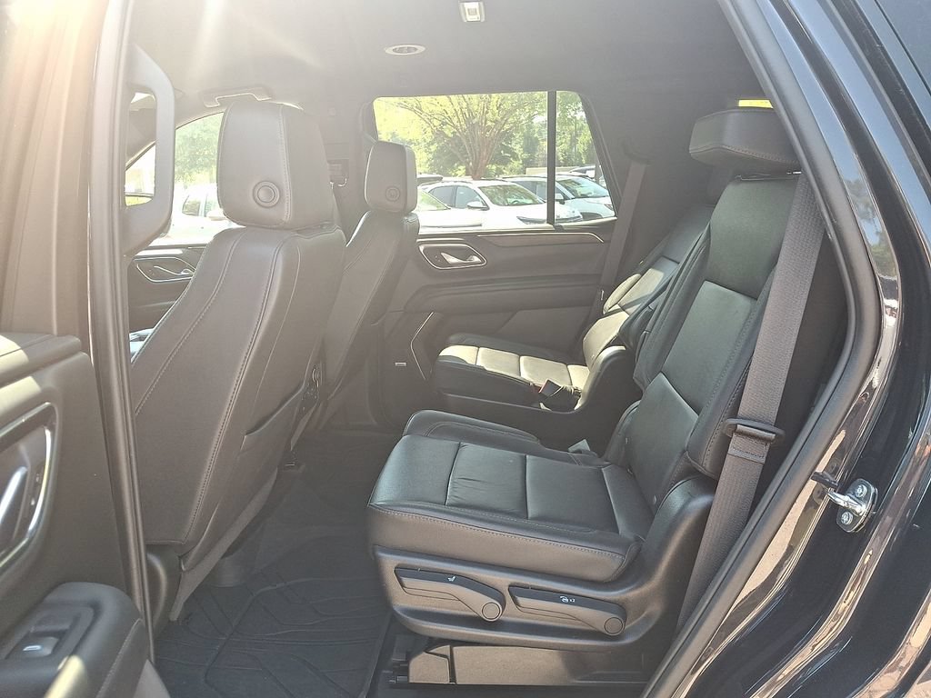 Used 2024 Chevrolet Tahoe Z71 w/ Luxury Package AWD/4WD image 10