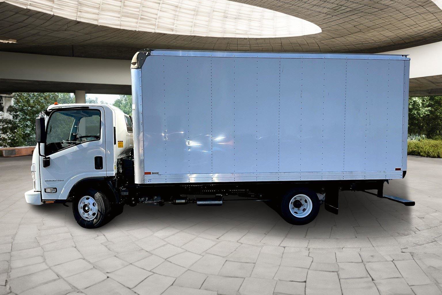 New 2025 Chevrolet Low Cab Forward image 8